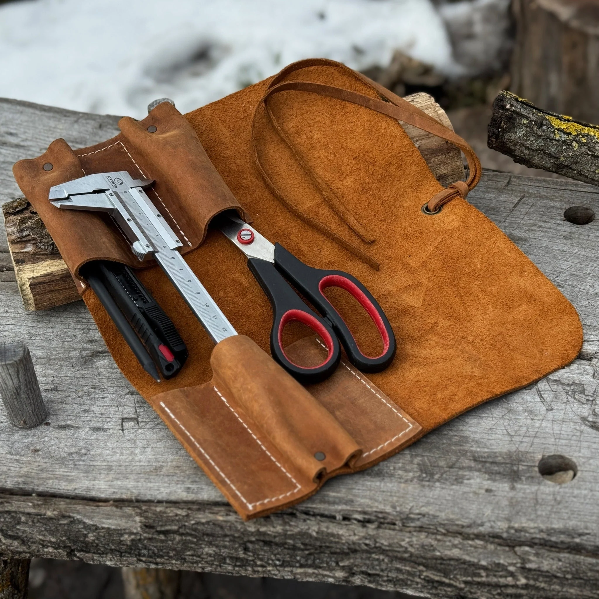 3 Pocket Leather Tool Roll - Image 18