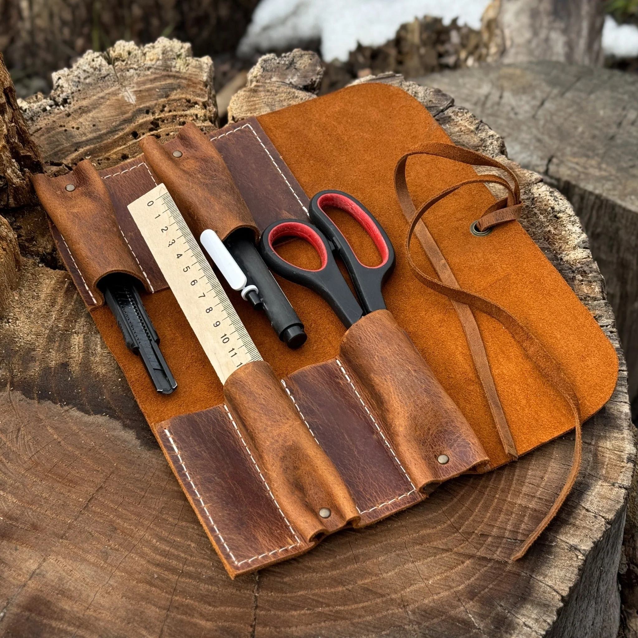 4 Pocket Leather Tool Roll - Image 16