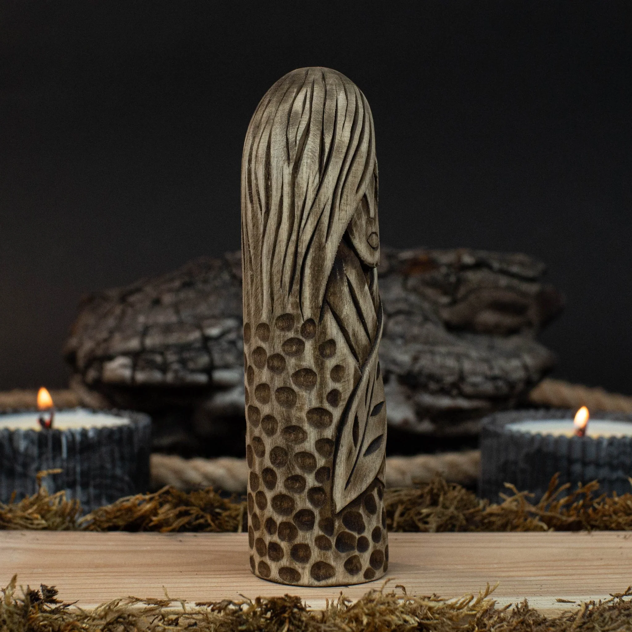 Eir Wooden Figurine – 14 cm (5.7 inch) Hand-Carved Norse Goddess of Healing - Image 4