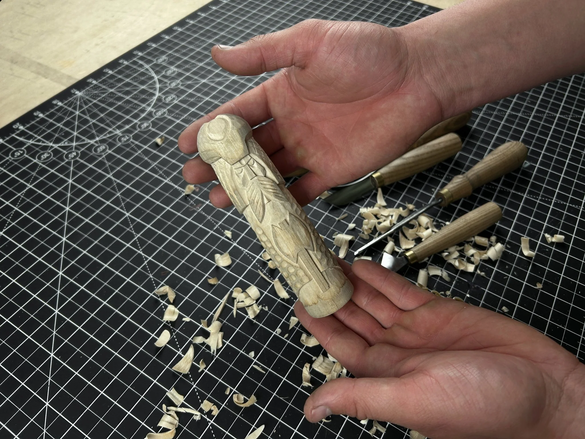 Hand-Carved Vidar Figurine – 14 cm (5.7 inches) Wooden Norse God of Vengeance Statue - Image 8
