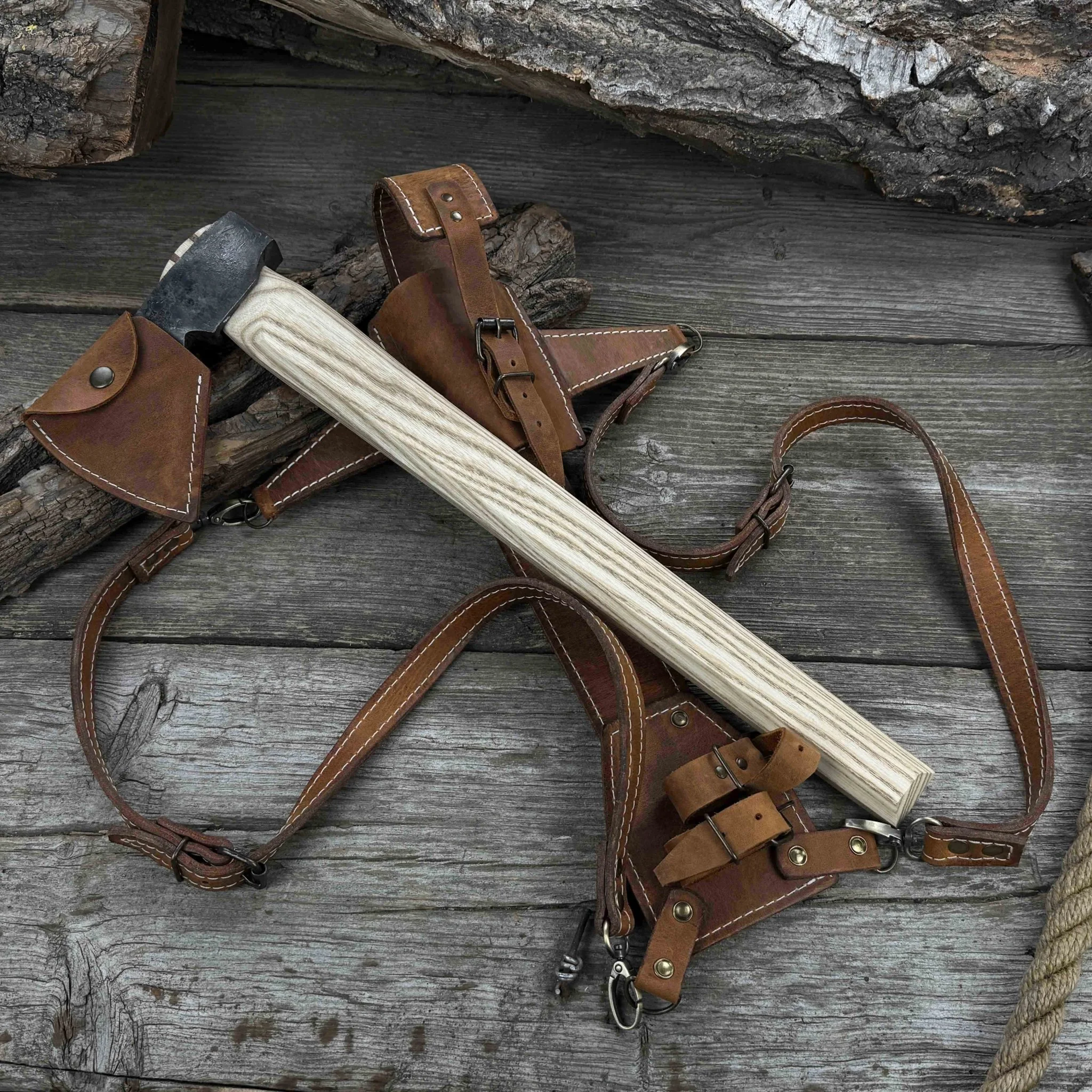 Hand-Forged Bushcraft Hatchet with Leather Back Sheath, 0.74 kg (1.63 lb) - Image 10
