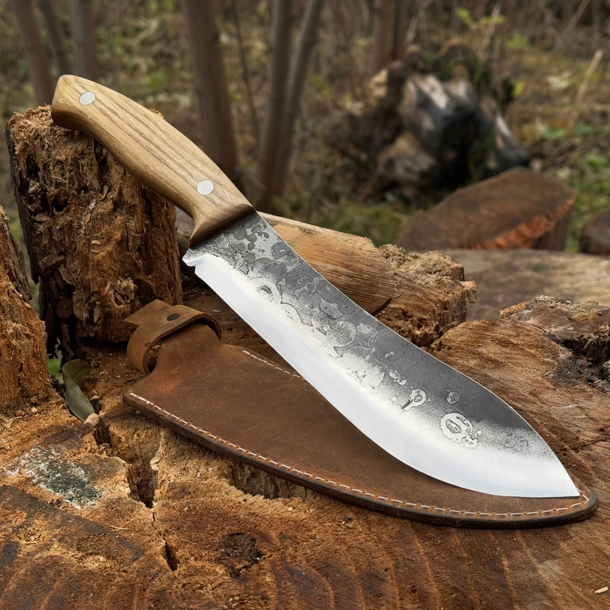 Hand-Forged Bushcraft Knife, 17 cm (6.7 inches) with leather sheath - Image 12