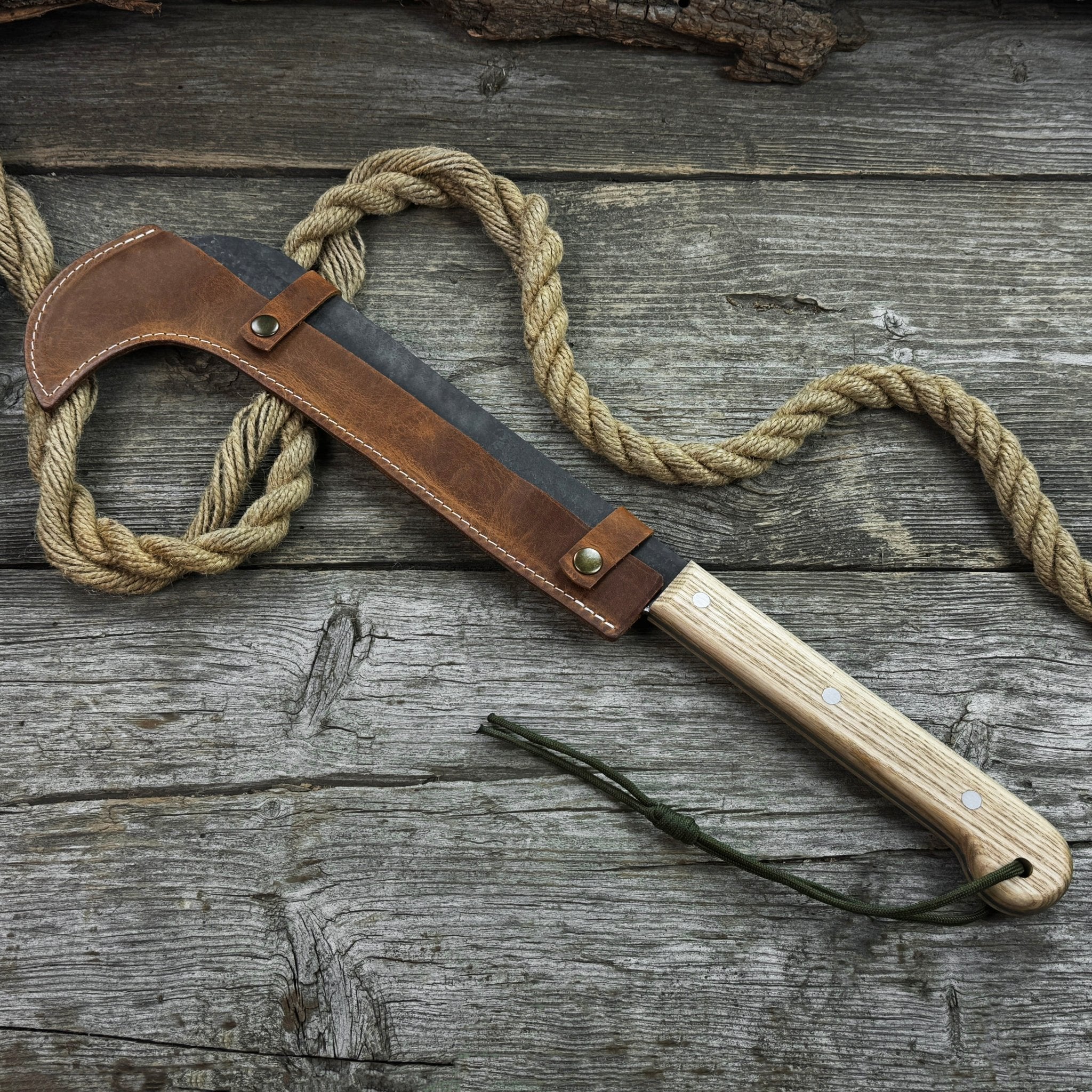 Hand-Forged Bushcraft Knife, 27 cm (10.6 inches) - Image 4