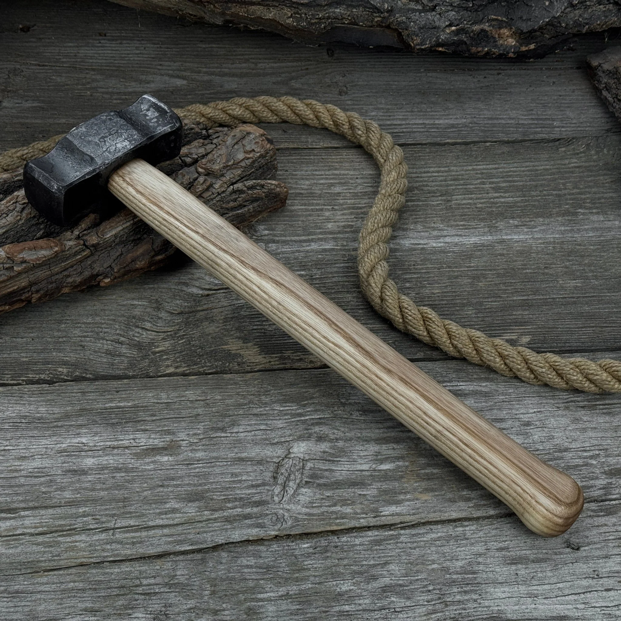 Hand-Forged Double Blacksmith's Hammer, 1 kg (2.2 lbs) - Image 5