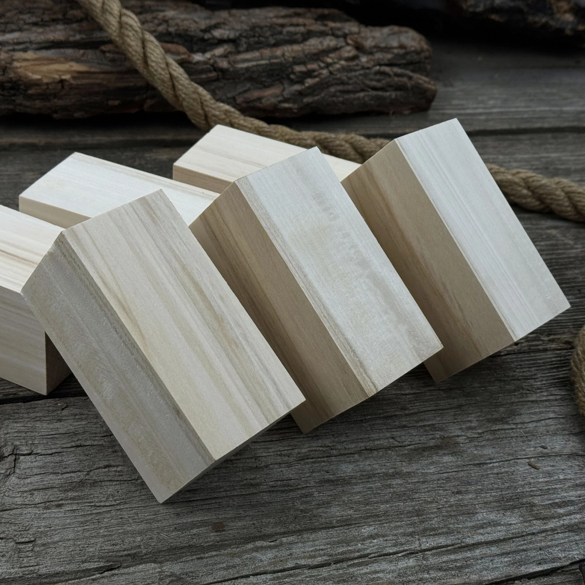 Set of 6 Linden Wood Carving Blanks, 10 × 5 × 5 cm (3.94 × 1.97 × 1.97 inches) - Image 3