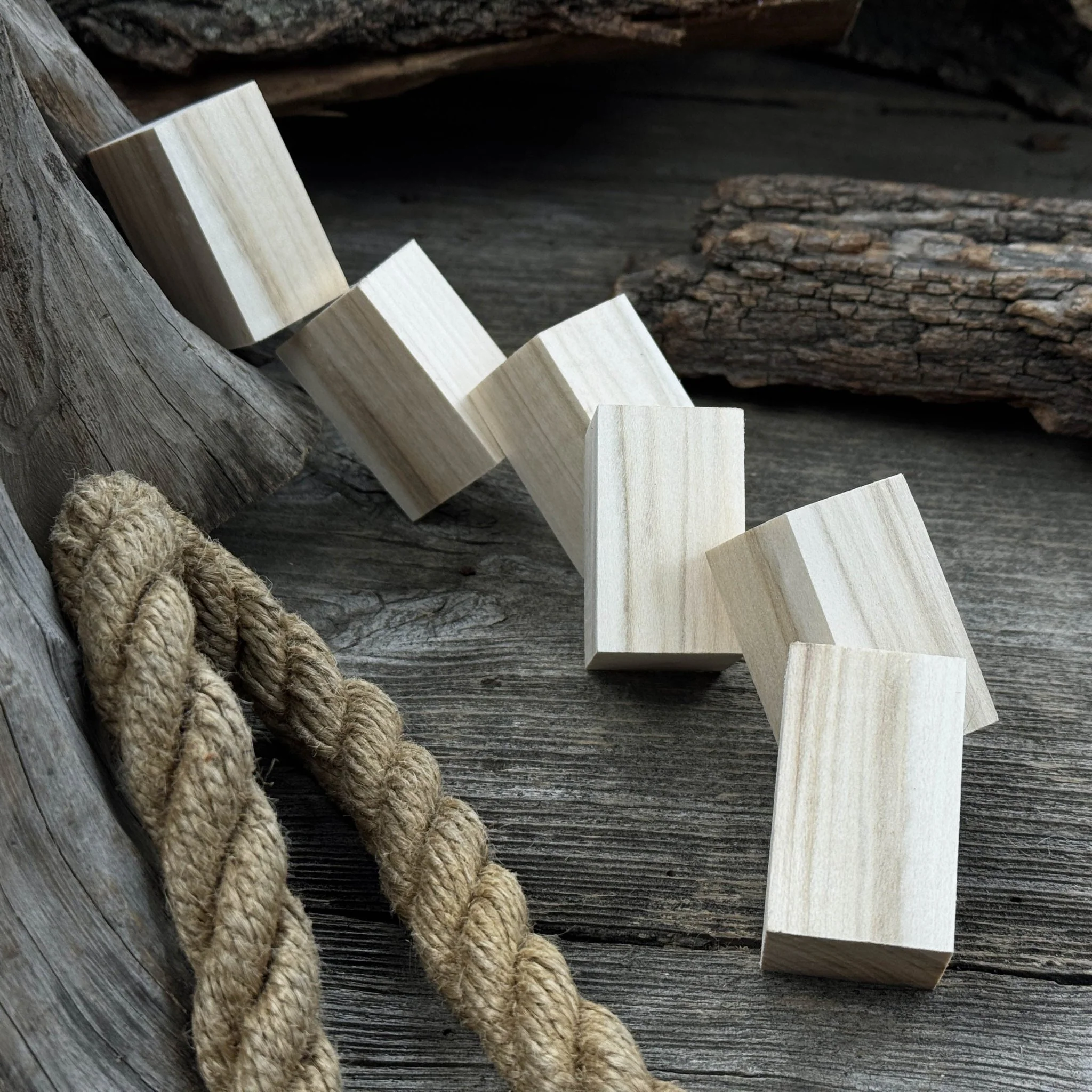Set of 6 Linden Wood Carving Blanks, 5 × 3 × 3 cm (1.97 × 1.18 × 1.18 in) - Image 2
