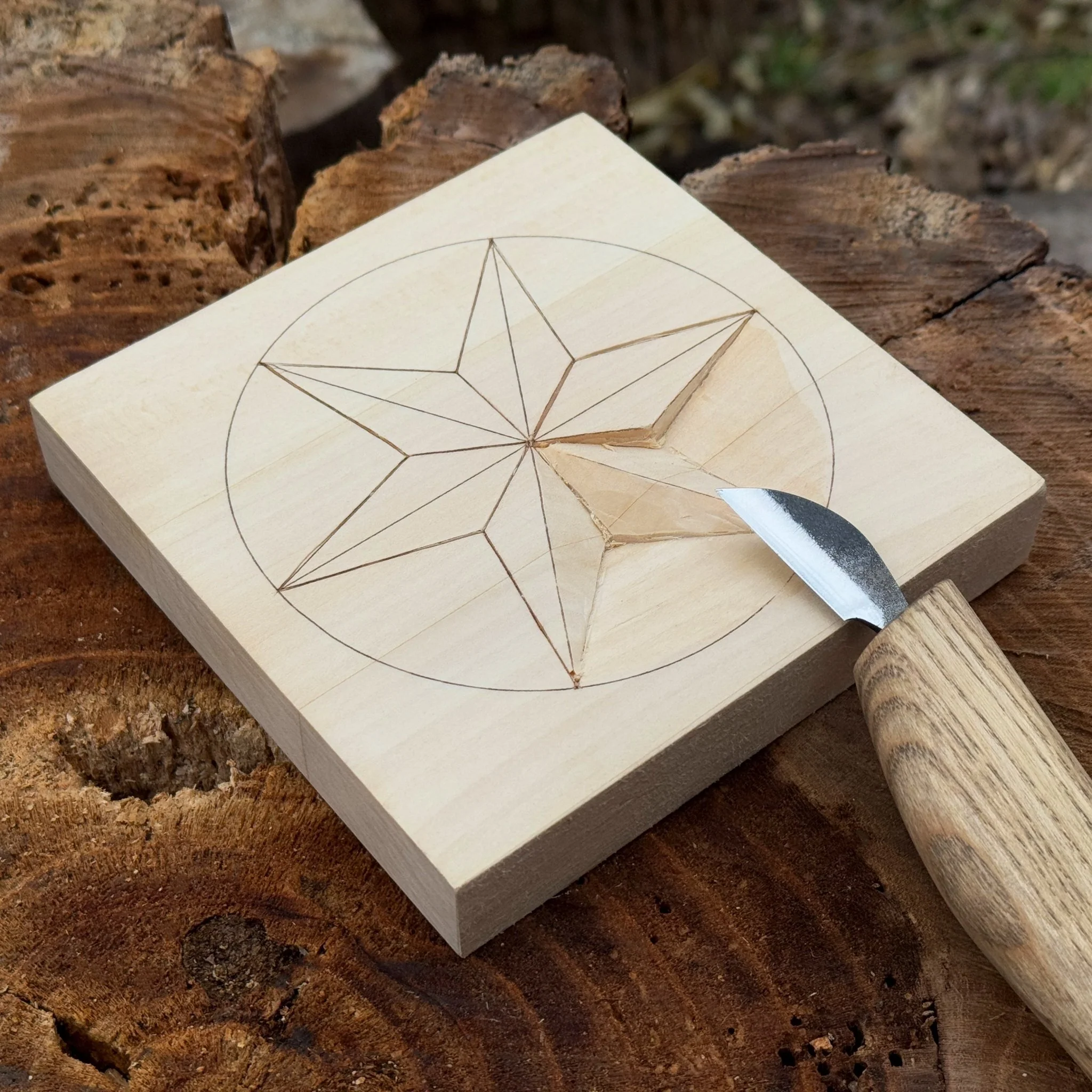 Small Linden Wood Carving Board with Pre-Drawn Pattern - Image 4