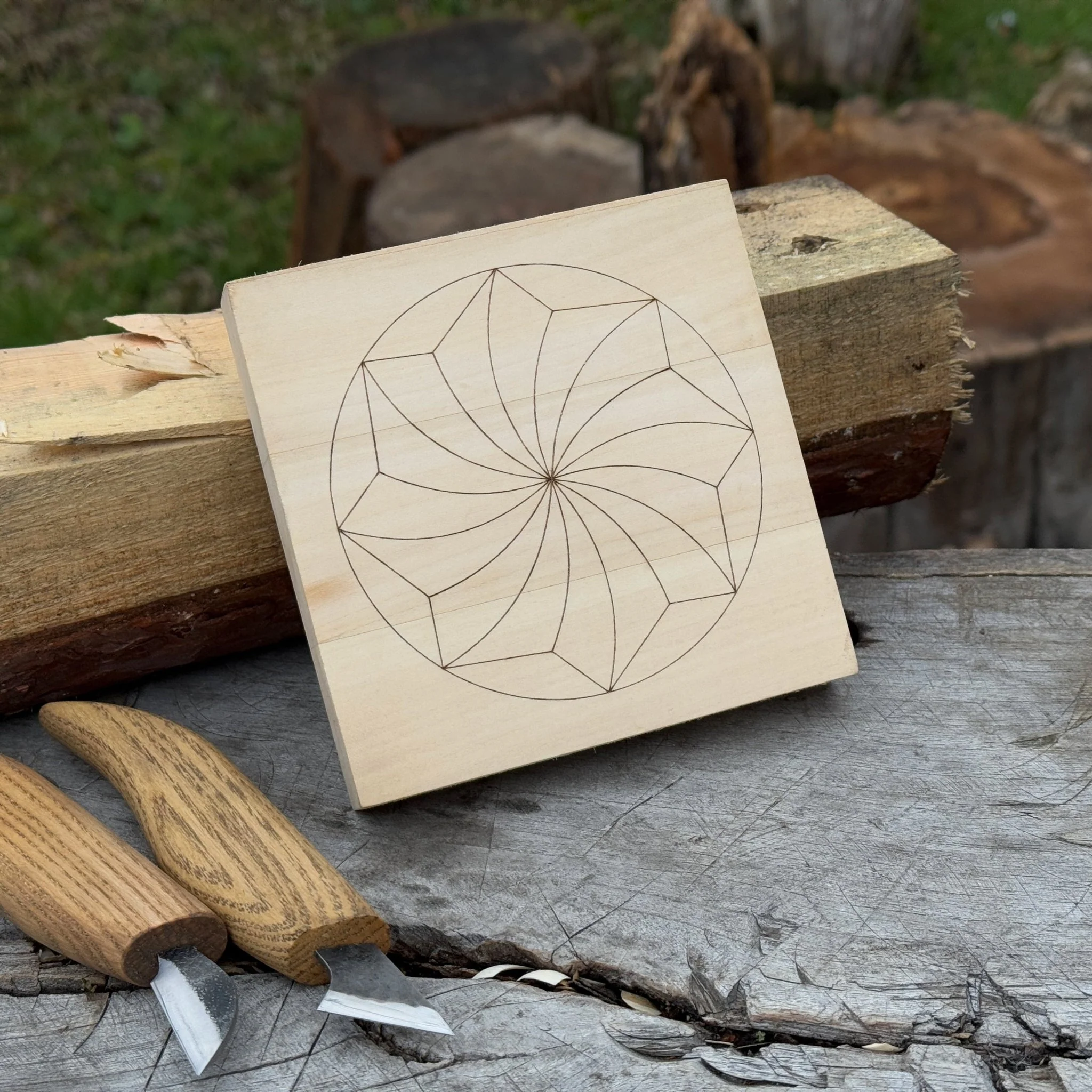 Small Linden Wood Carving Board with Pre-Drawn Pattern - Image 9