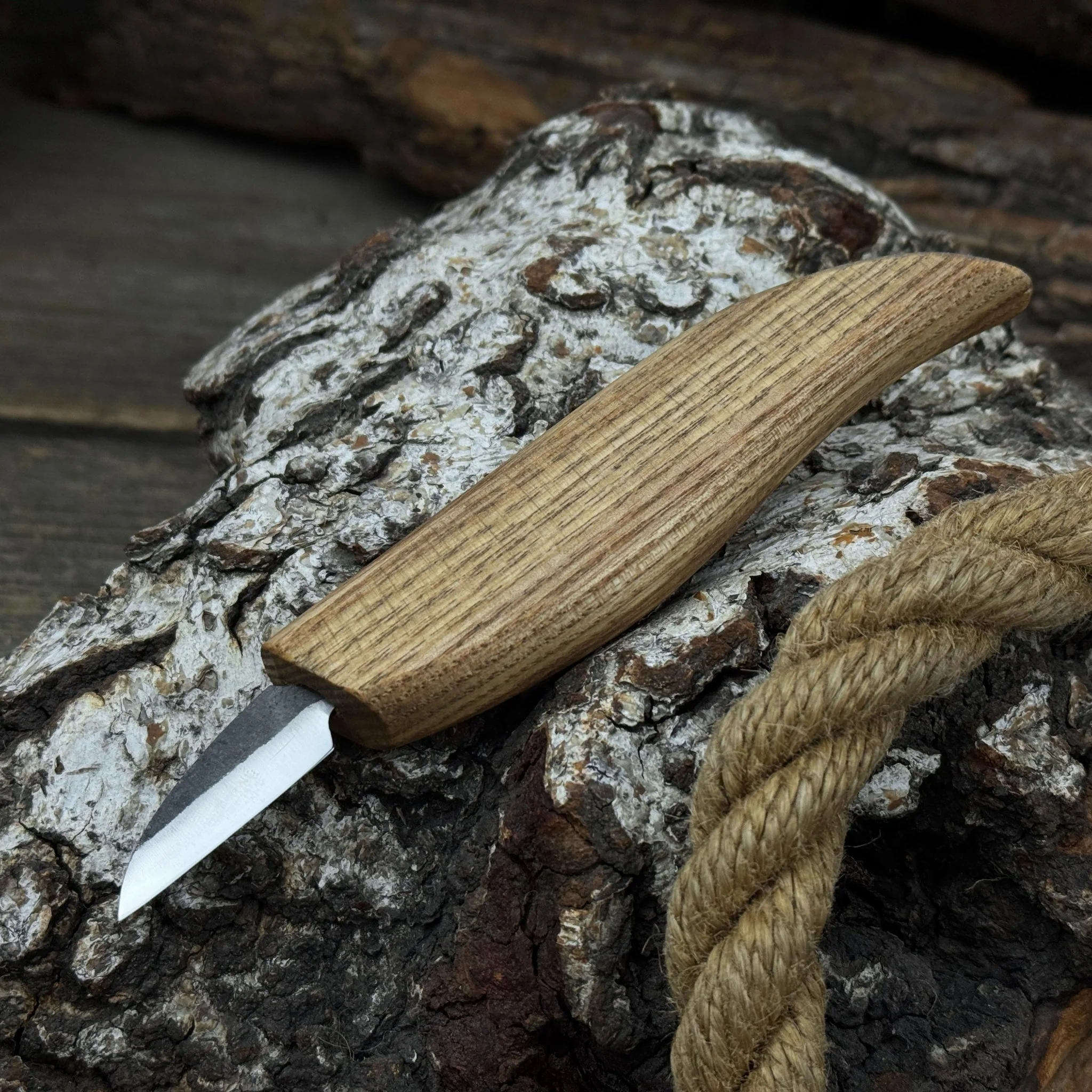 Small Whittling Carving Knife, 3.5 cm (1.38 inches) - Image 8
